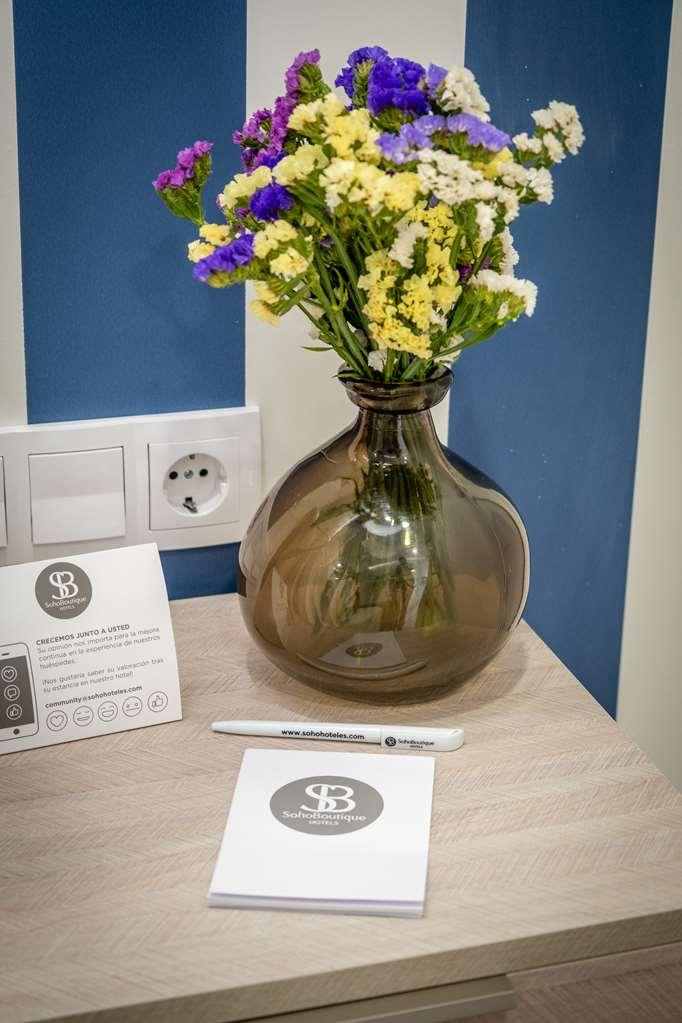 فندق Soho Boutique Urban مالقة الغرفة الصورة